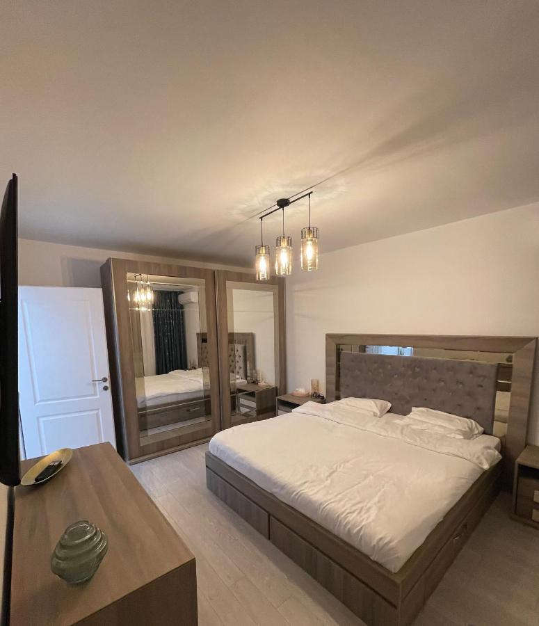 Oxana Apartments - 3 Camere - Timisoara Exterior photo